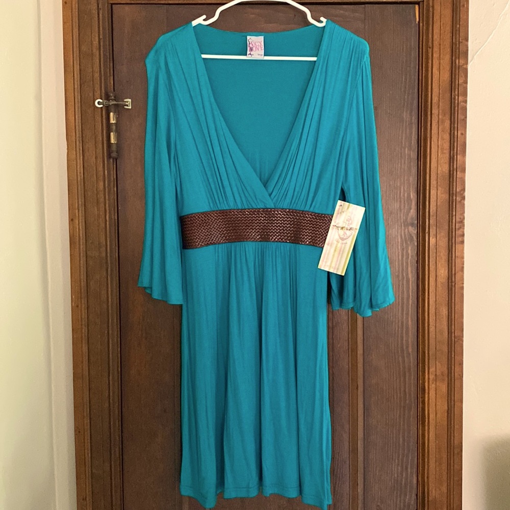 Lucy Love Swimsuit Coverup, size L
